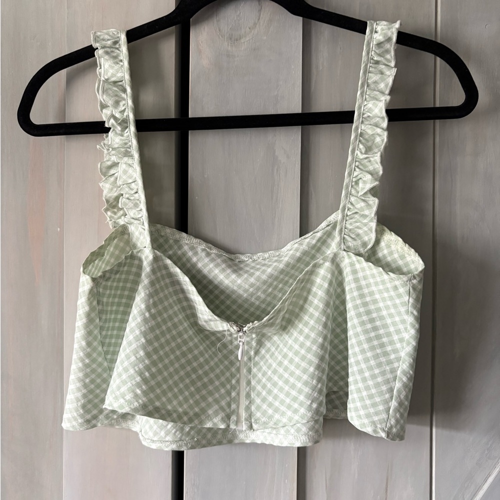 Pretty Little Thing Green and White Checked Top and Shorts - Picture 6 of 9